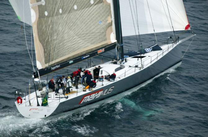 Maximus Wins Cowes Round the Island Race
